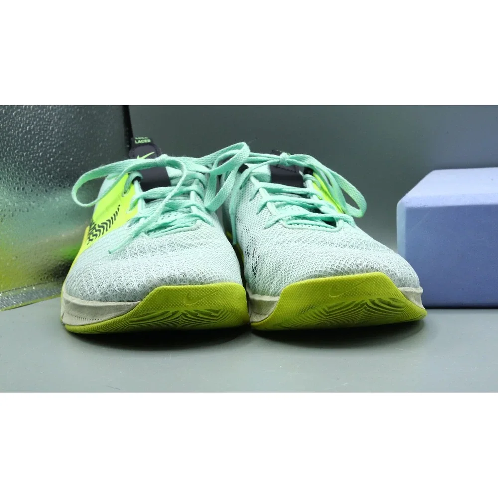 Nike Metcon 8 Mint Green Volt Training Shoes DO9328-300 Mens Size 9